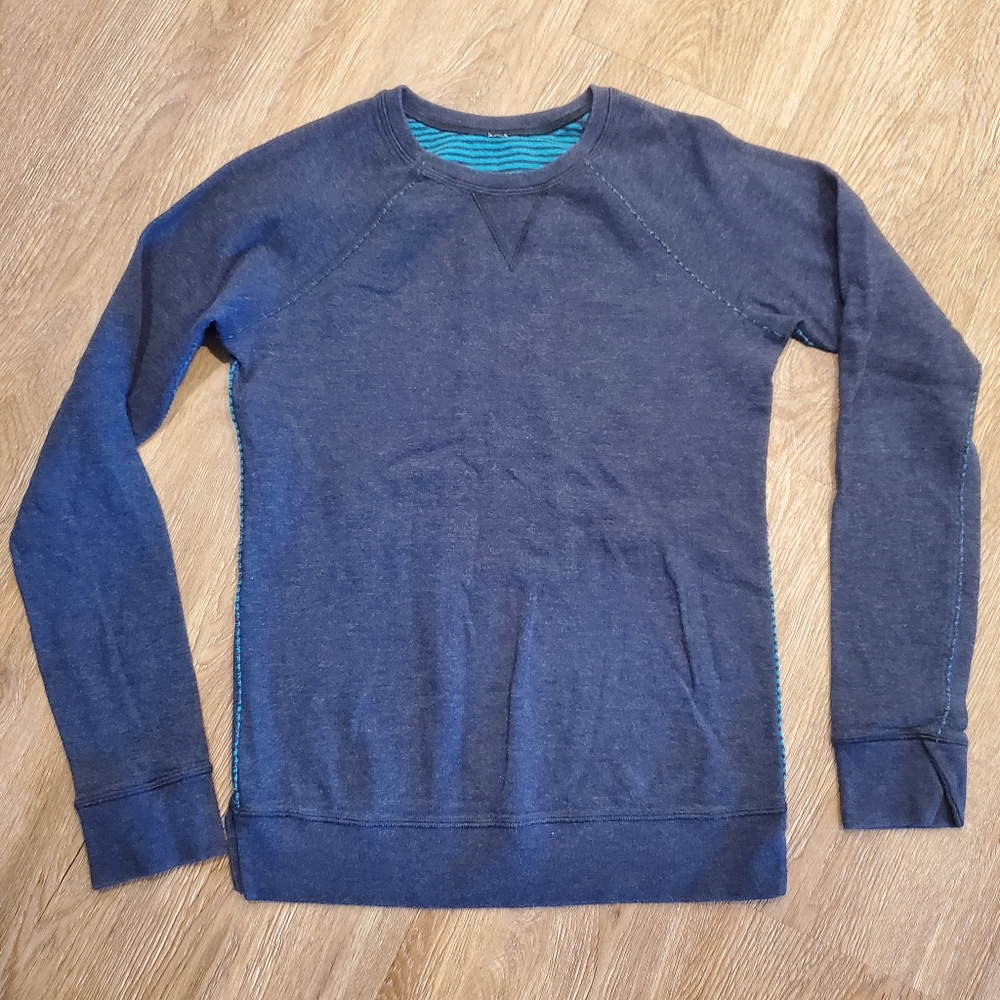 Reversible LuLuLemon 🍋 Crew Neck